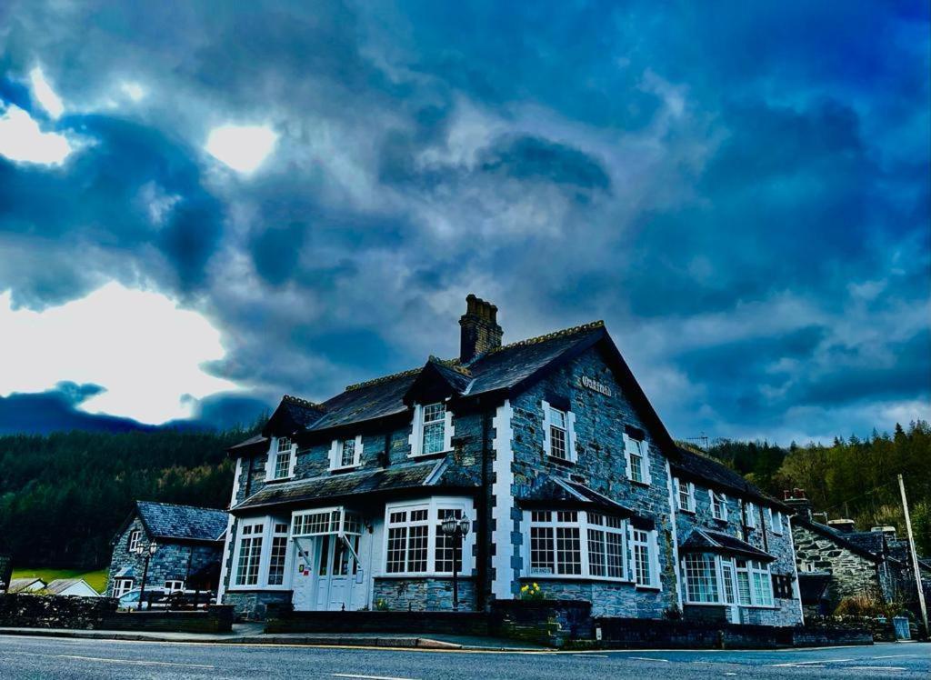 Oakfield Guest House ベトウス・ア・コーエド エクステリア 写真